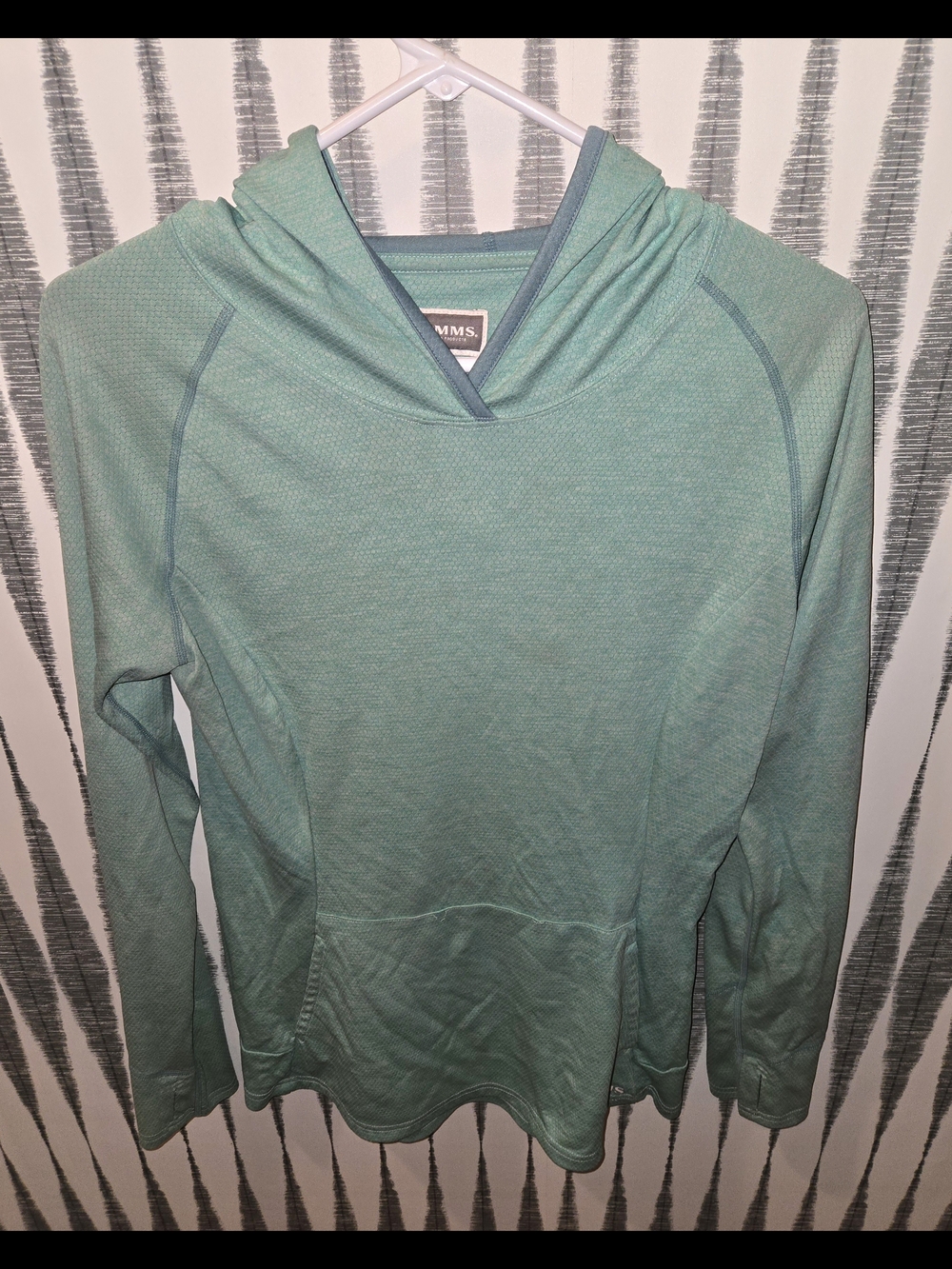 Simms Women’s Lightweight Hooded Sweatshirt in Seafoam Size Small